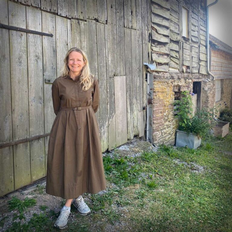 Clare Woods talks paint, plants & weaving